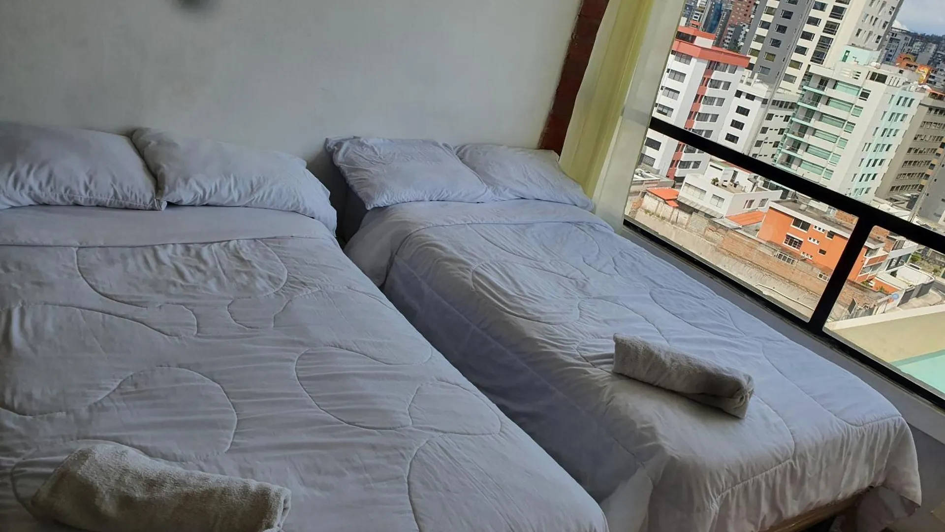 Apartamento Departamento La Carolina Metro Via Quito
